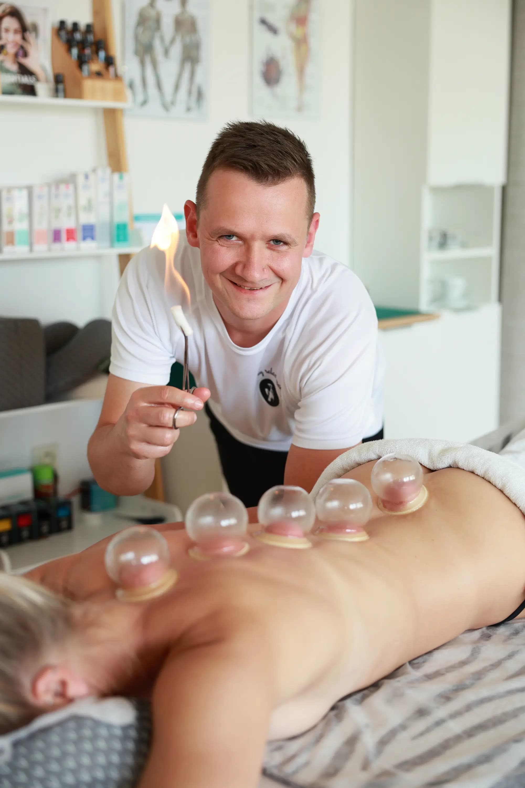 Bankovanie – terapia s ohňom, Body Relax Massage